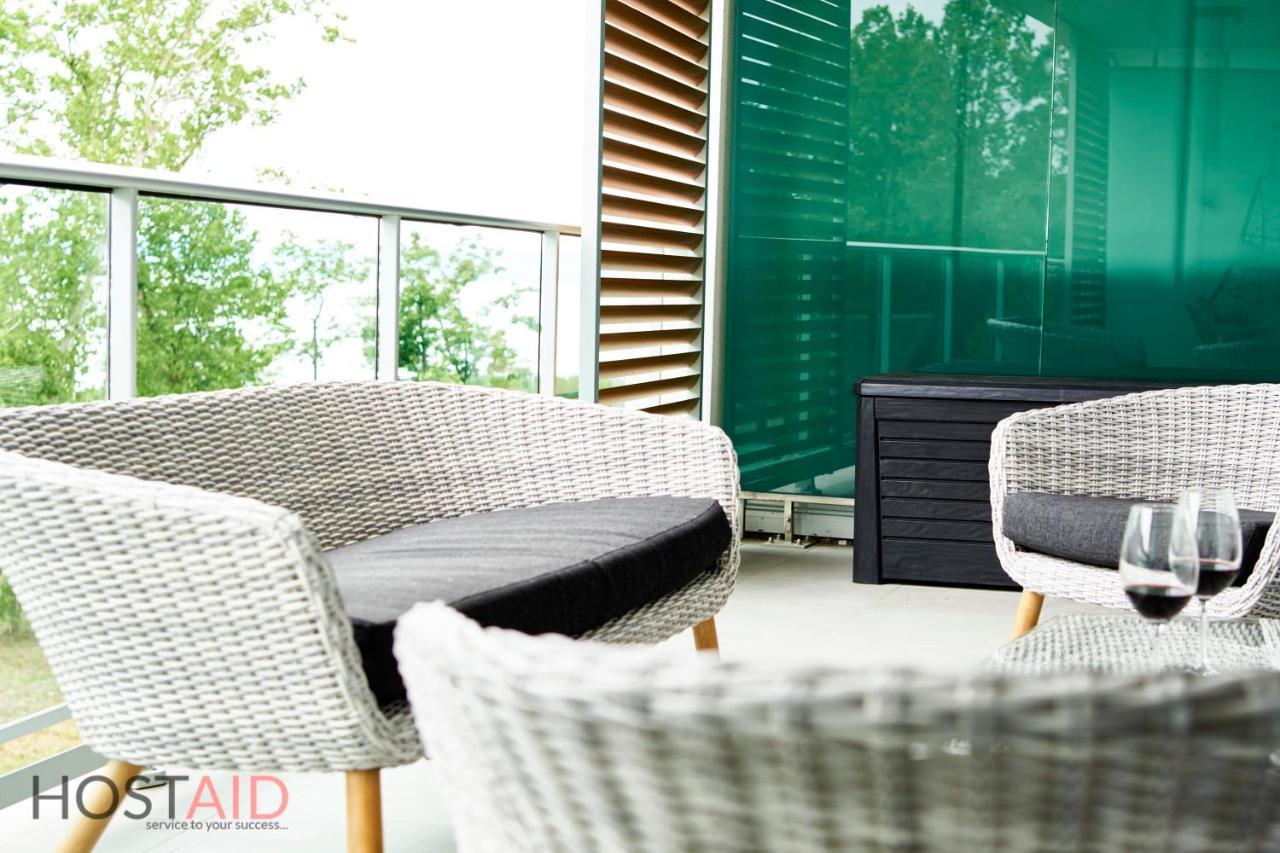 Azur Apartment - Hostaid Siofok Luaran gambar