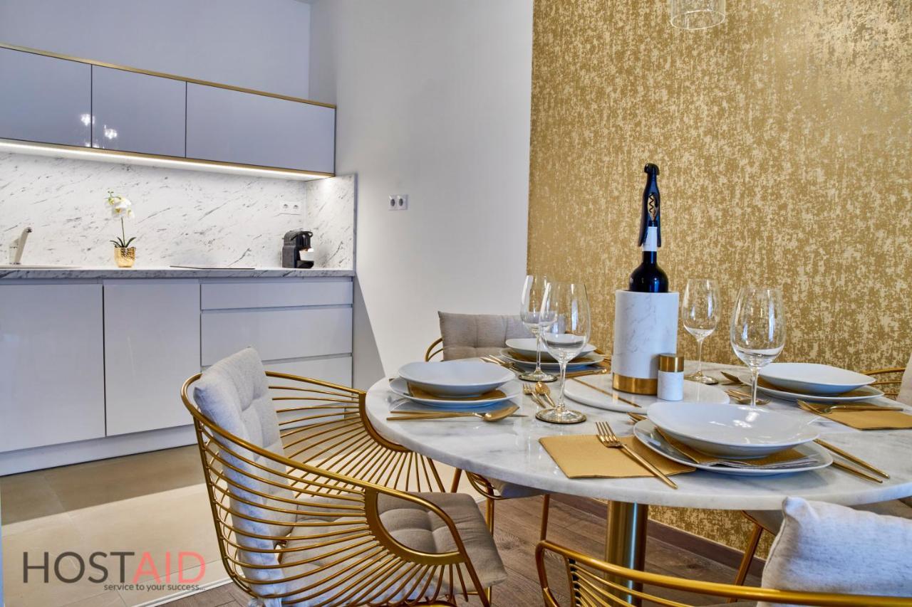 Azur Apartment - Hostaid Siofok Luaran gambar