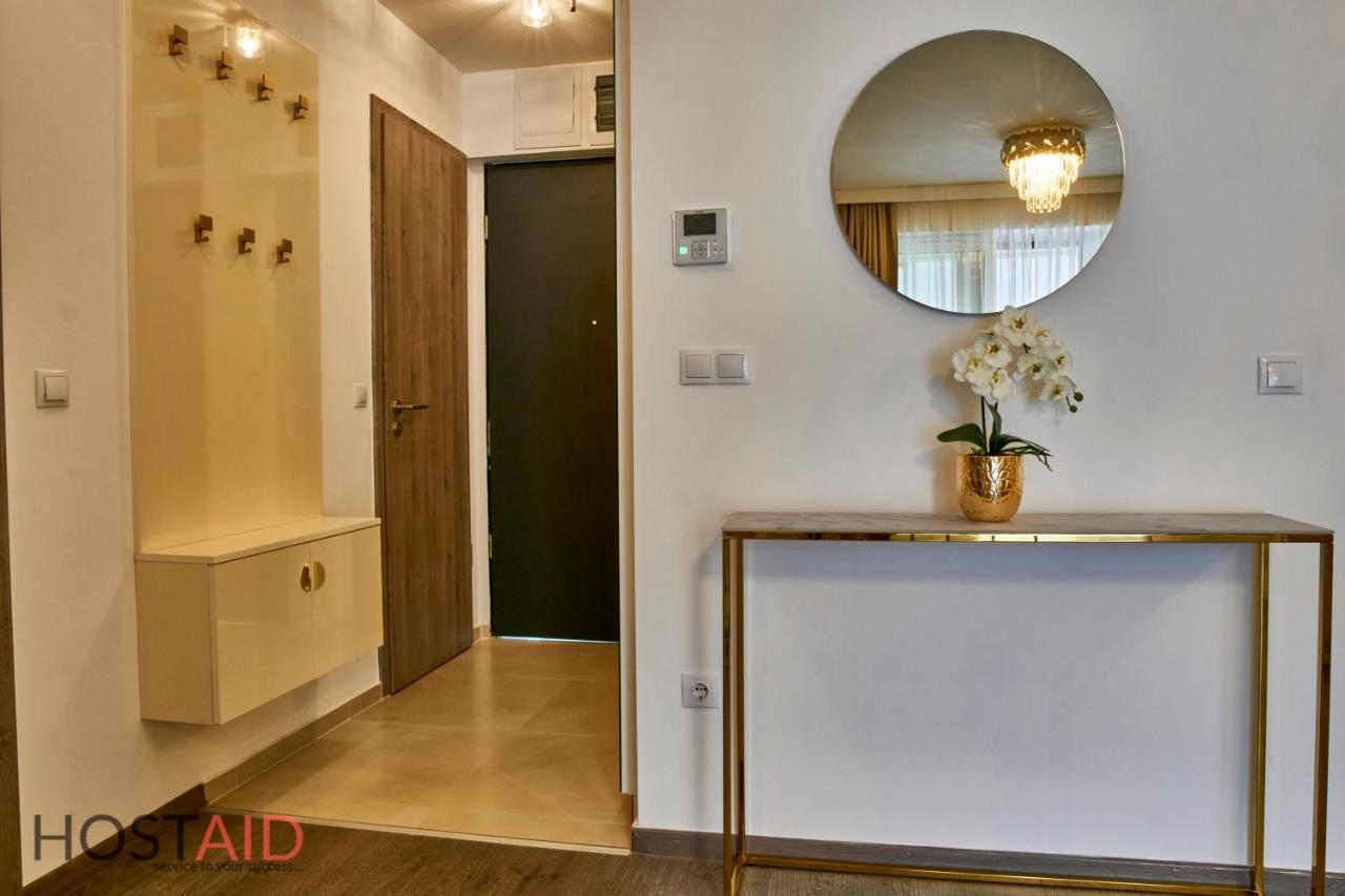Azur Apartment - Hostaid Siofok Luaran gambar