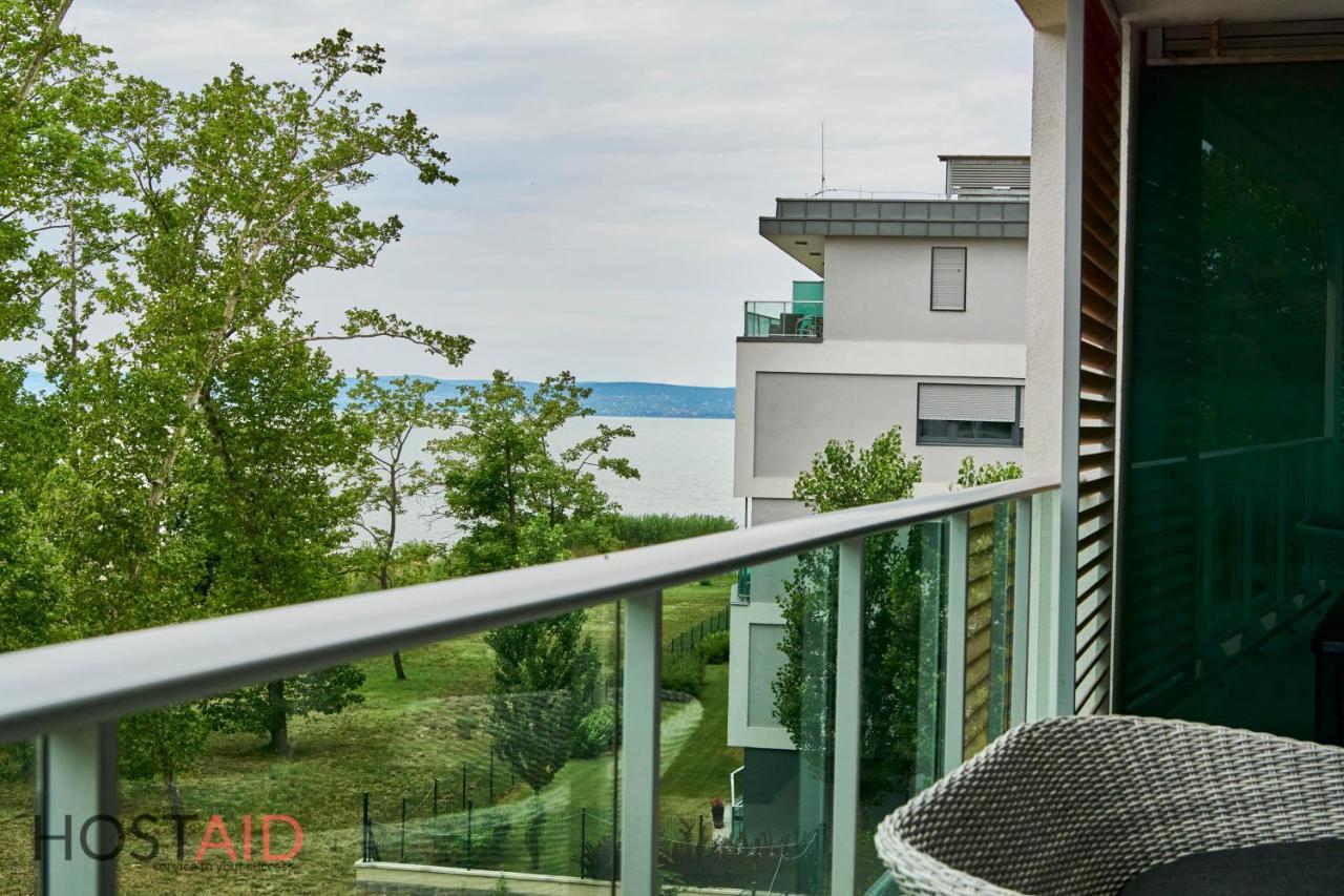 Azur Apartment - Hostaid Siofok Luaran gambar